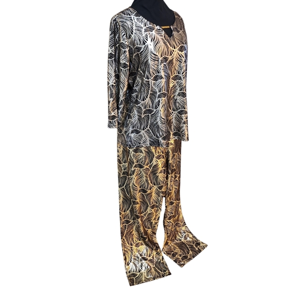 Masseys Abstract Print 2-piece Romper XL Metallic Material Very Unique! - Picture 3 of 15